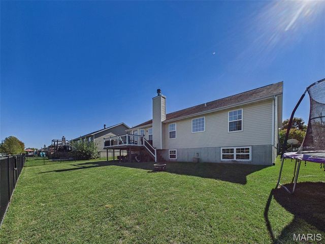 115 Shadowbrooke, Troy, IL 62294