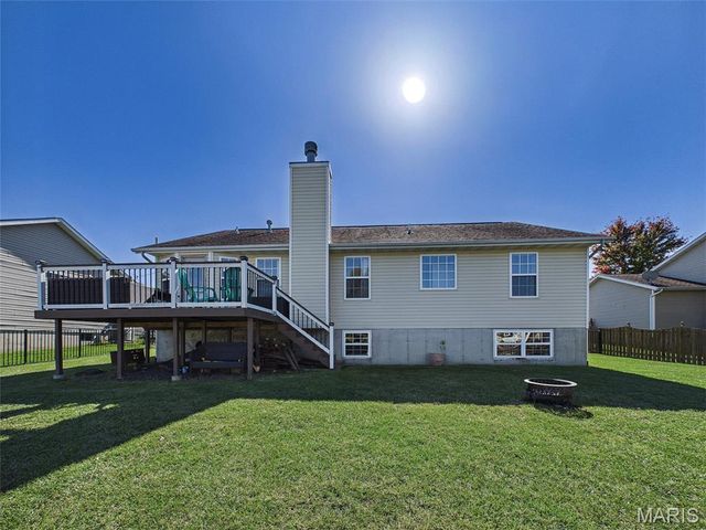115 Shadowbrooke, Troy, IL 62294