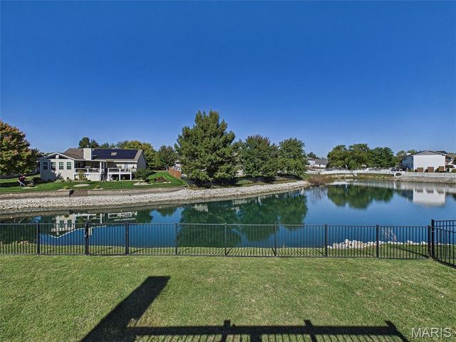 115 Shadowbrooke, Troy, IL 62294