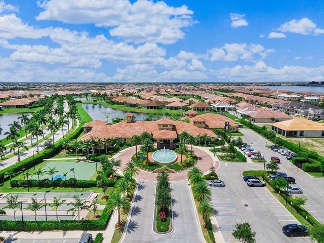 11990 Leon Cir S, Parkland, FL 33076