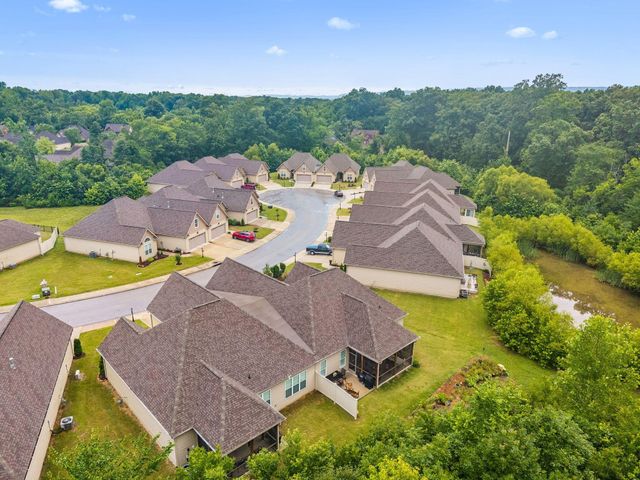979 Jackson Mill Drive, Hixson, TN 37343
