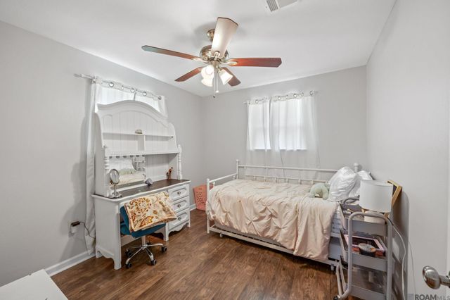 7470 Linda Lee Dr, Denham Springs, LA 70706