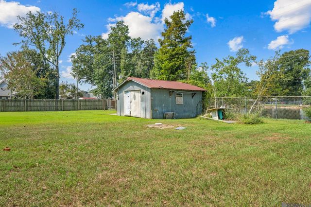 7470 Linda Lee Dr, Denham Springs, LA 70706