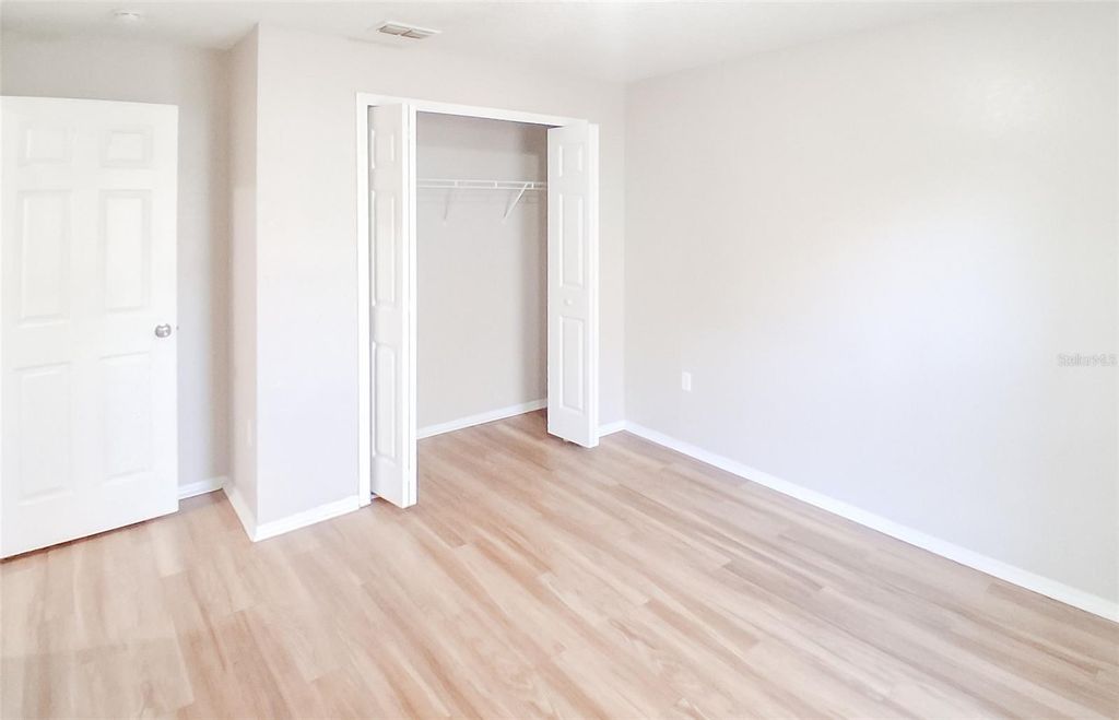 Image 11 of property listing at 4311 THONOTOSASSA AVENUE, Tampa, FL 33610