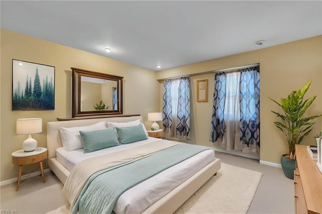 101 Hazelwood CT, Newport News, VA 23608