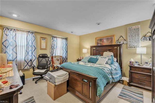 101 Hazelwood CT, Newport News, VA 23608