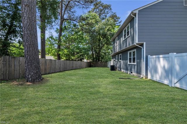 101 Hazelwood CT, Newport News, VA 23608