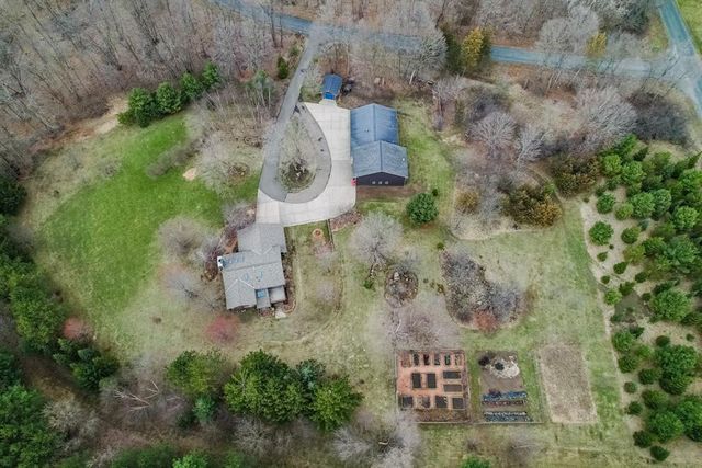 1549 Twin Springs Road, Houlton, WI 54082