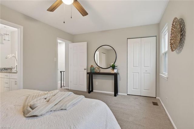 639 Red Horse LN, Virginia Beach, VA 23462