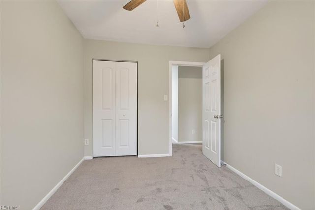 639 Red Horse LN, Virginia Beach, VA 23462