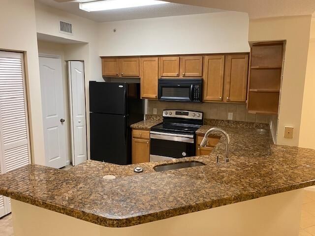 9857 Baywinds Drive 9105, West Palm Beach, FL 33411