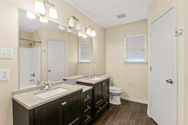 412 Dakota Drive, Joshua, TX 76058