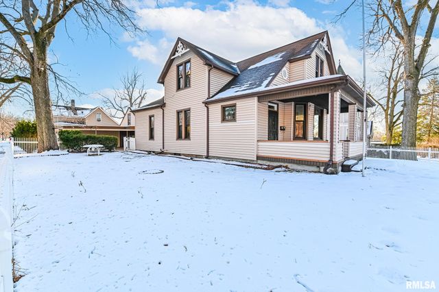 412 WASHINGTON Street, Pekin, IL 61554