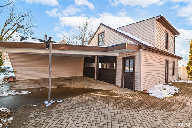 412 WASHINGTON Street, Pekin, IL 61554