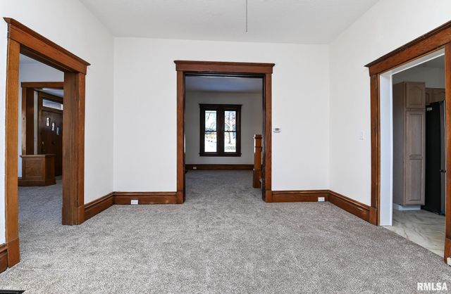 412 WASHINGTON Street, Pekin, IL 61554