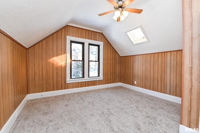 412 WASHINGTON Street, Pekin, IL 61554