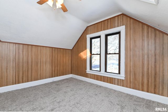 412 WASHINGTON Street, Pekin, IL 61554