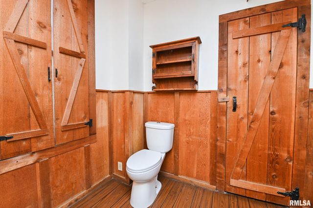 412 WASHINGTON Street, Pekin, IL 61554