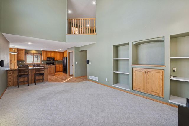 500 Chatfield Lane, Belle Plaine, MN 56011