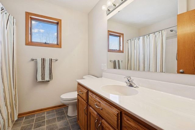 500 Chatfield Lane, Belle Plaine, MN 56011