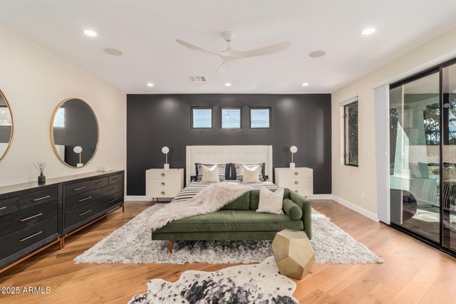 4601 N Royal View Drive, Phoenix, AZ 85018