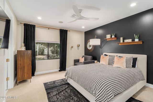 4601 N Royal View Drive, Phoenix, AZ 85018