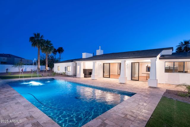 4601 N Royal View Drive, Phoenix, AZ 85018