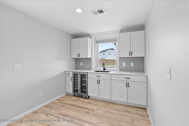 1910 Nightingale Drive, Holt, MI 48842