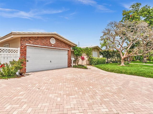 2101 NE 54th Ct, Fort Lauderdale, FL 33308