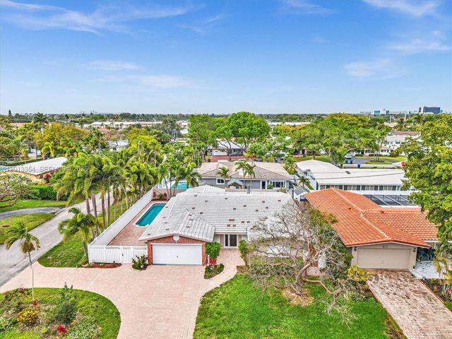 2101 NE 54th Ct, Fort Lauderdale, FL 33308