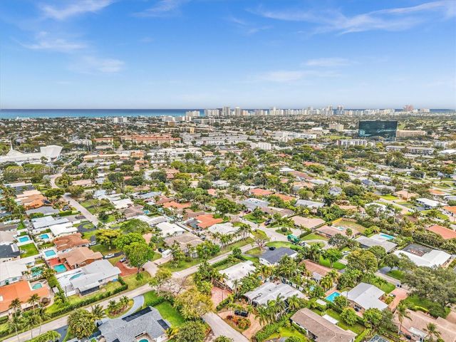 2101 NE 54th Ct, Fort Lauderdale, FL 33308