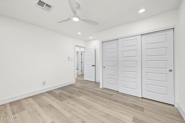 7727 W WELDON Avenue, Phoenix, AZ 85033