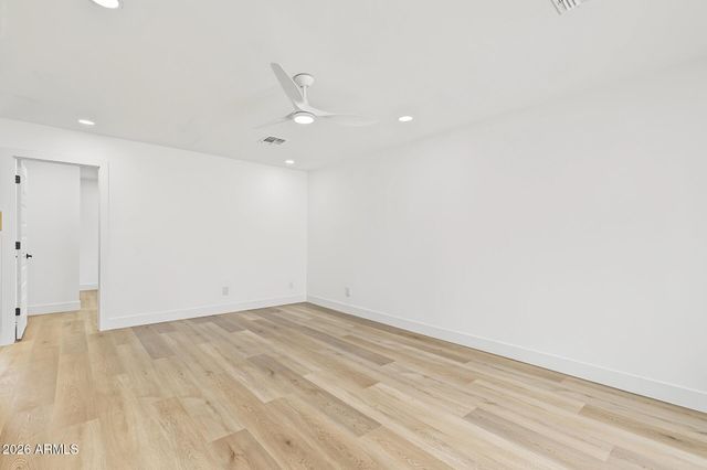 7727 W WELDON Avenue, Phoenix, AZ 85033