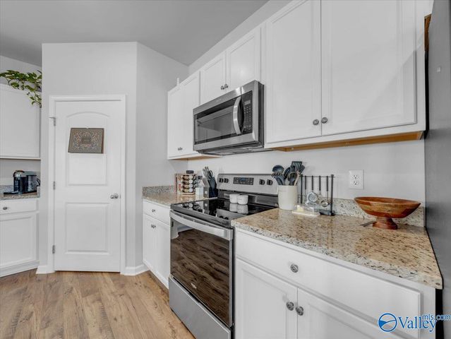 120 Branton Court, New Market, AL 35761