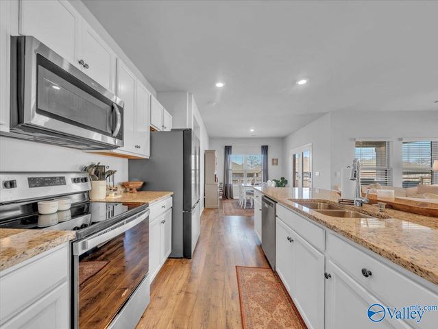 120 Branton Court, New Market, AL 35761