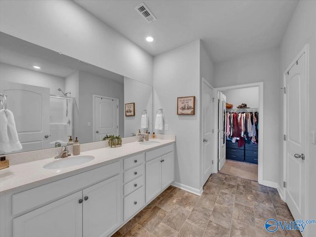 120 Branton Court, New Market, AL 35761