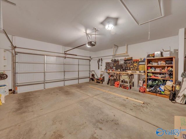 120 Branton Court, New Market, AL 35761