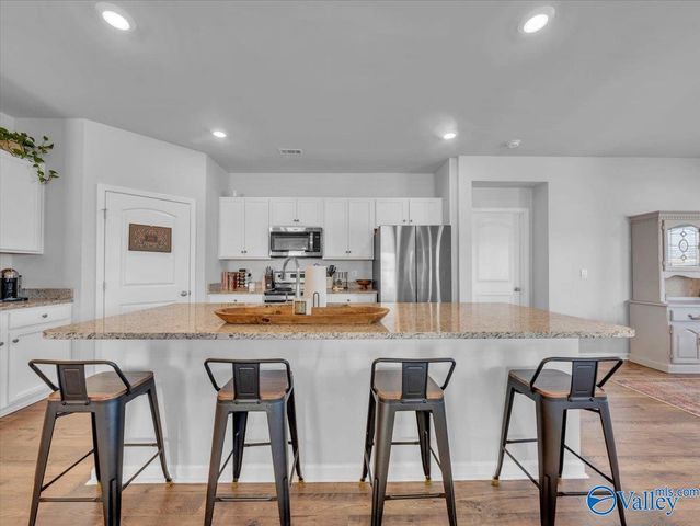 120 Branton Court, New Market, AL 35761