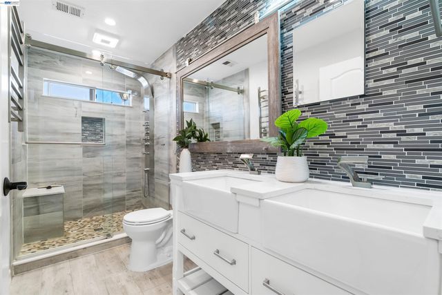 258 El Pueblo Place, Clayton, CA 94517