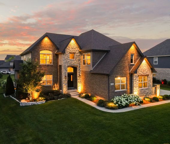 13052 Dunmoor Drive, Lemont, IL 60439