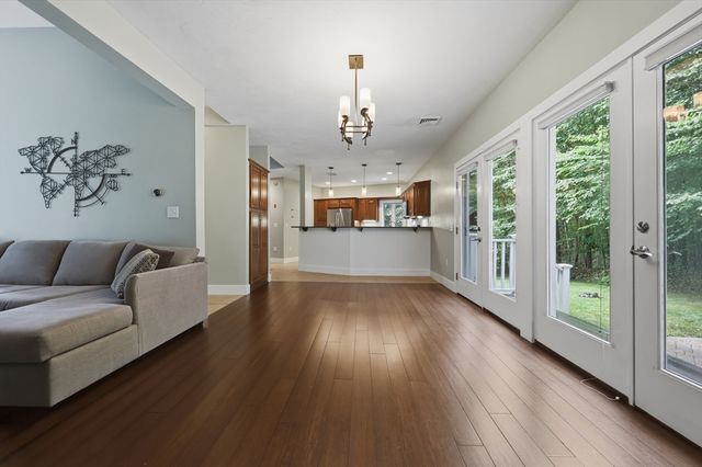 30 Saint Martin Street, Fitchburg, MA 01420