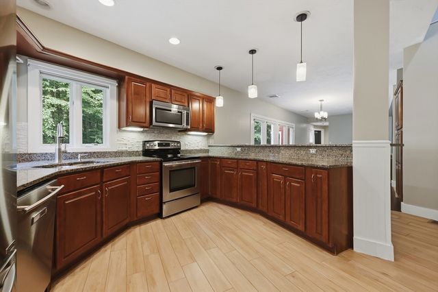 30 Saint Martin Street, Fitchburg, MA 01420