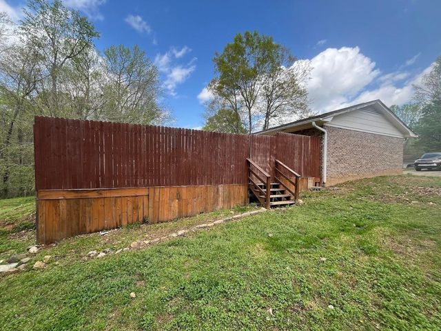 311 Coach Hill Dr, Gaffney, SC 29340