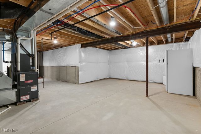 10400 Maryland Street, Aurora, OH 44202