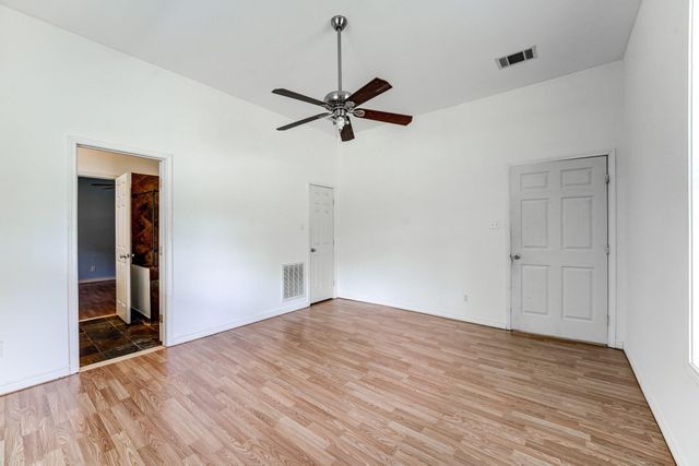131 Canary Lane, Coldspring, TX 77331