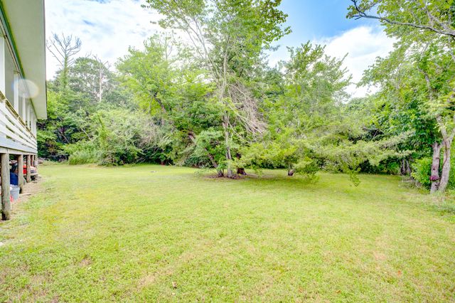 131 Canary Lane, Coldspring, TX 77331