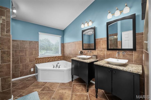 103 Mackintosh Lane, O'fallon, MO 63368
