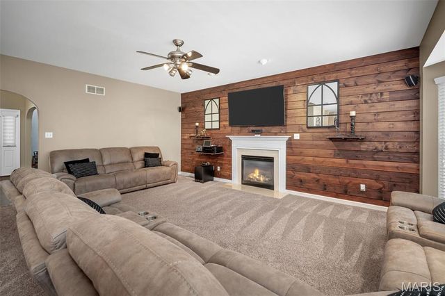 103 Mackintosh Lane, O'fallon, MO 63368