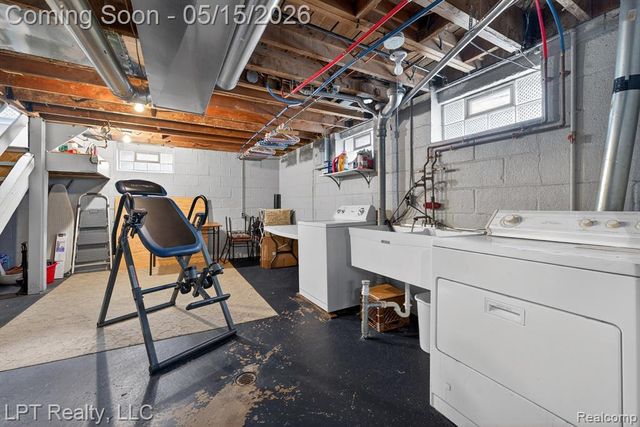 23059 Audette Street, Dearborn, MI 48124