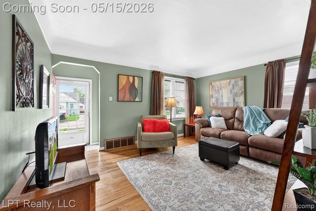 23059 Audette Street, Dearborn, MI 48124